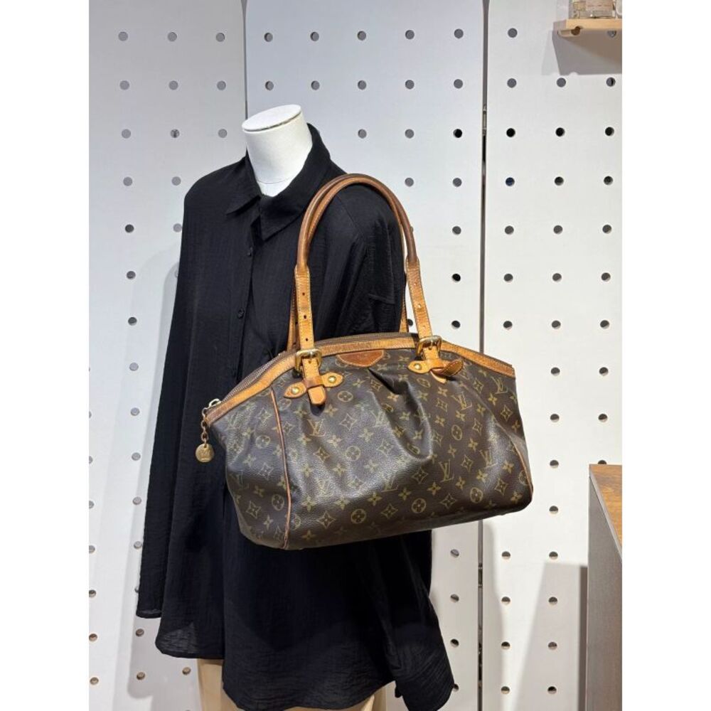 Louis Vuitton Women Pre-Loved Bag Very Good Condition